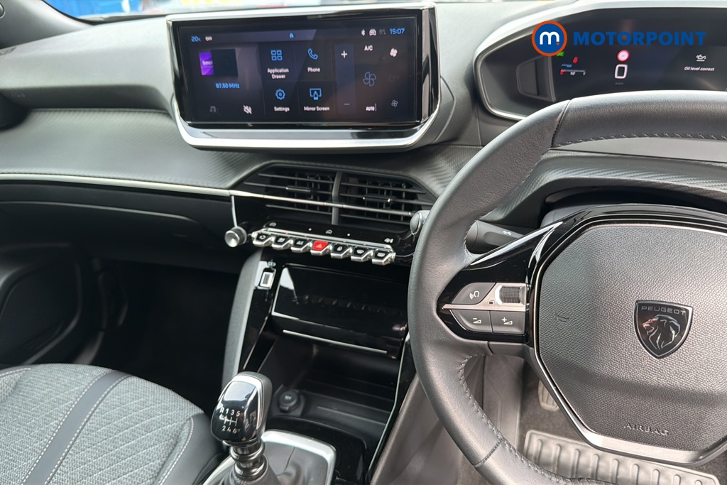 Peugeot 2008 Allure Manual Petrol SUV - Stock Number (1644490) - 1st supplementary image