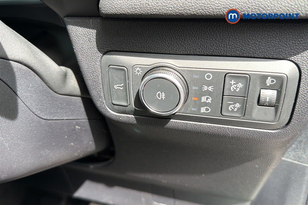 Ford Kuga St-Line Automatic Petrol-Electric Hybrid SUV - Stock Number (1644502) - 11th supplementary image