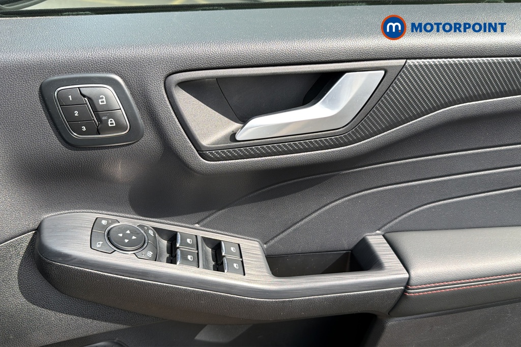 Ford Kuga St-Line Automatic Petrol-Electric Hybrid SUV - Stock Number (1644502) - 19th supplementary image
