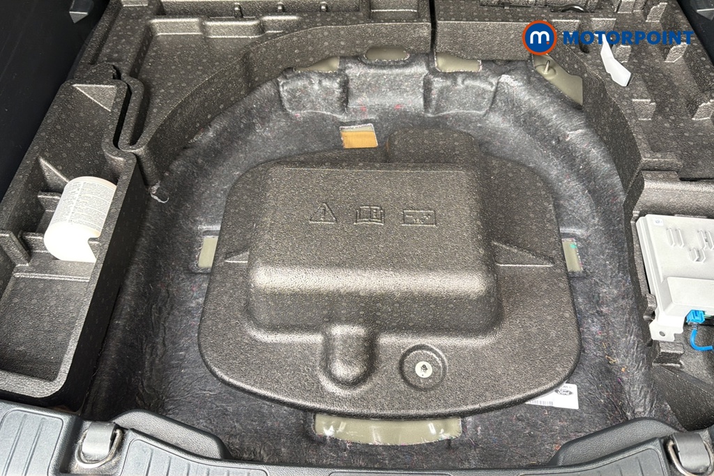 Ford Kuga St-Line Automatic Petrol-Electric Hybrid SUV - Stock Number (1644504) - 33rd supplementary image