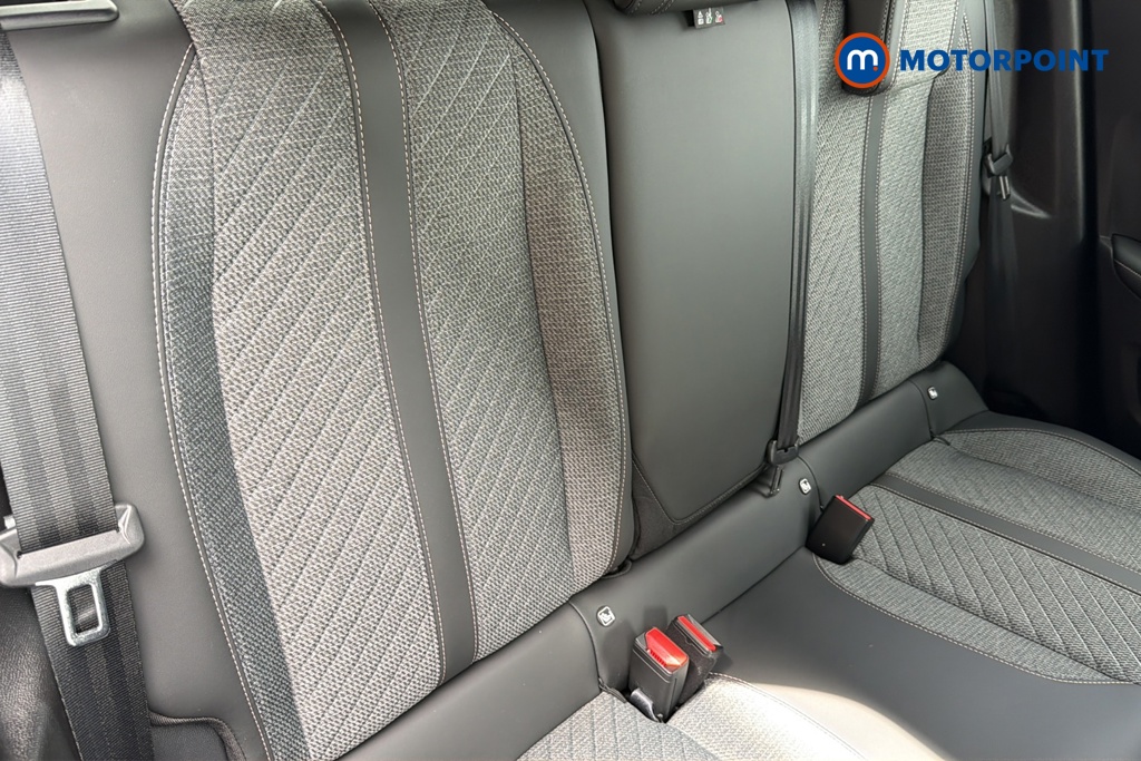 Peugeot 2008 Allure Manual Petrol SUV - Stock Number (1644826) - 25th supplementary image