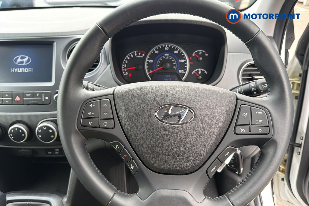 Hyundai I10 Play Manual Petrol Hatchback - Stock Number (1644857) - 2nd supplementary image