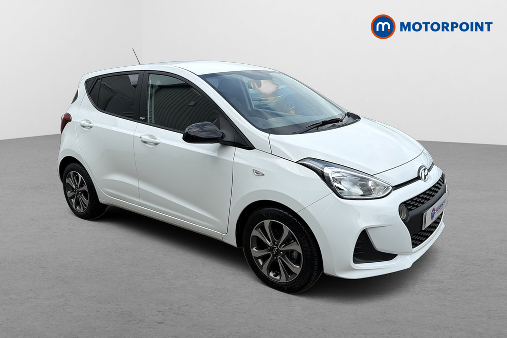 Hyundai I10 Play Manual Petrol Hatchback - Stock Number (1644857) - Drivers side front corner