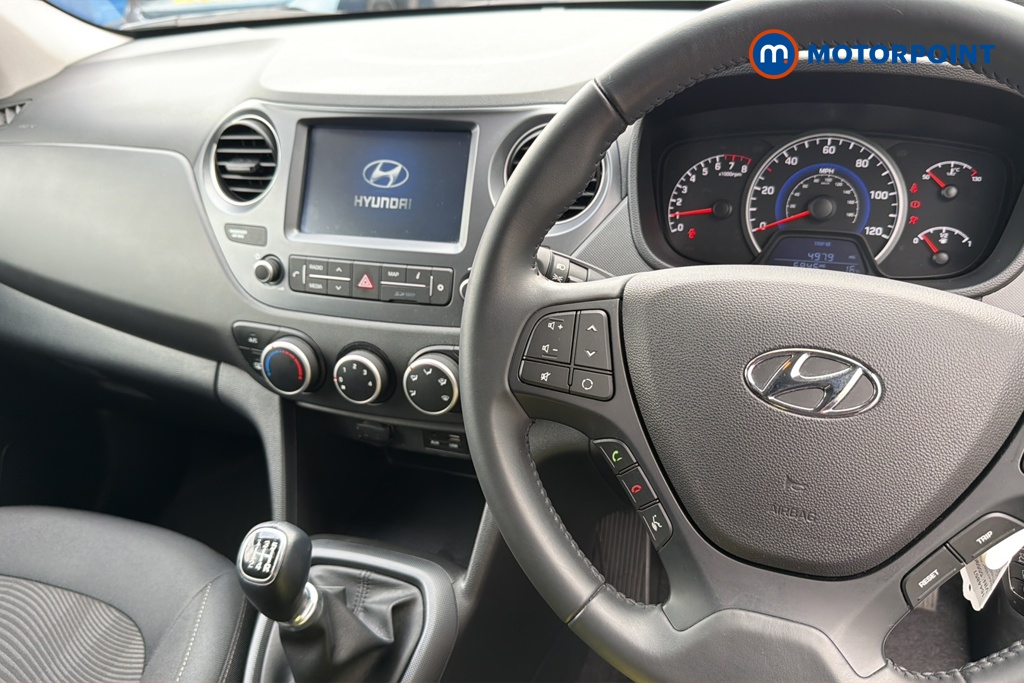 Hyundai I10 Play Manual Petrol Hatchback - Stock Number (1644857) - 1st supplementary image