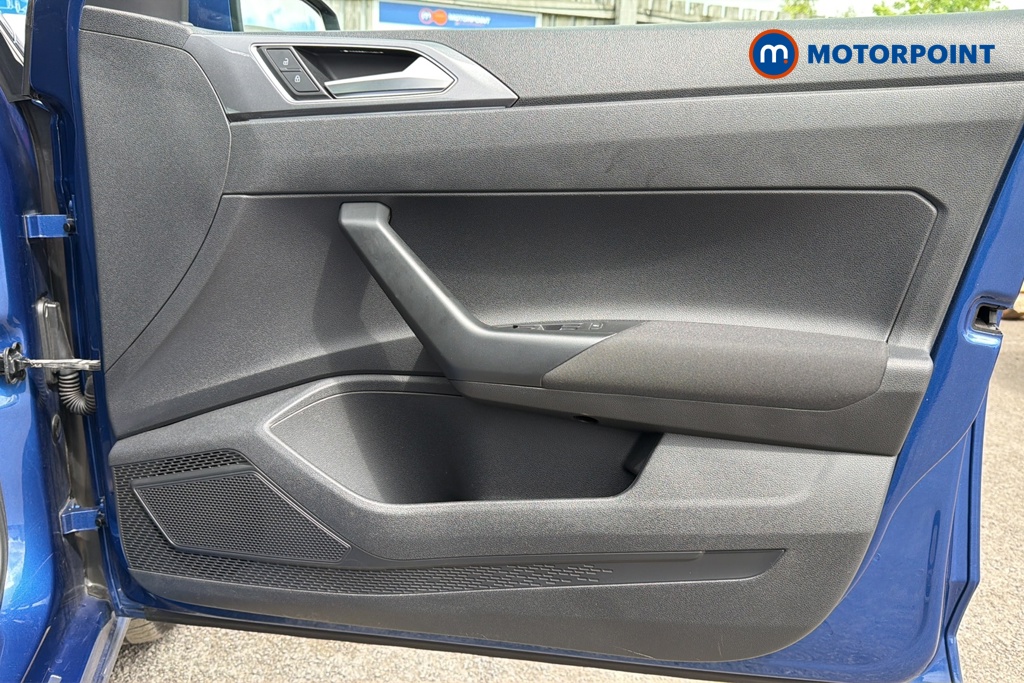 Volkswagen Polo SEL Automatic Petrol Hatchback - Stock Number (1645545) - 18th supplementary image