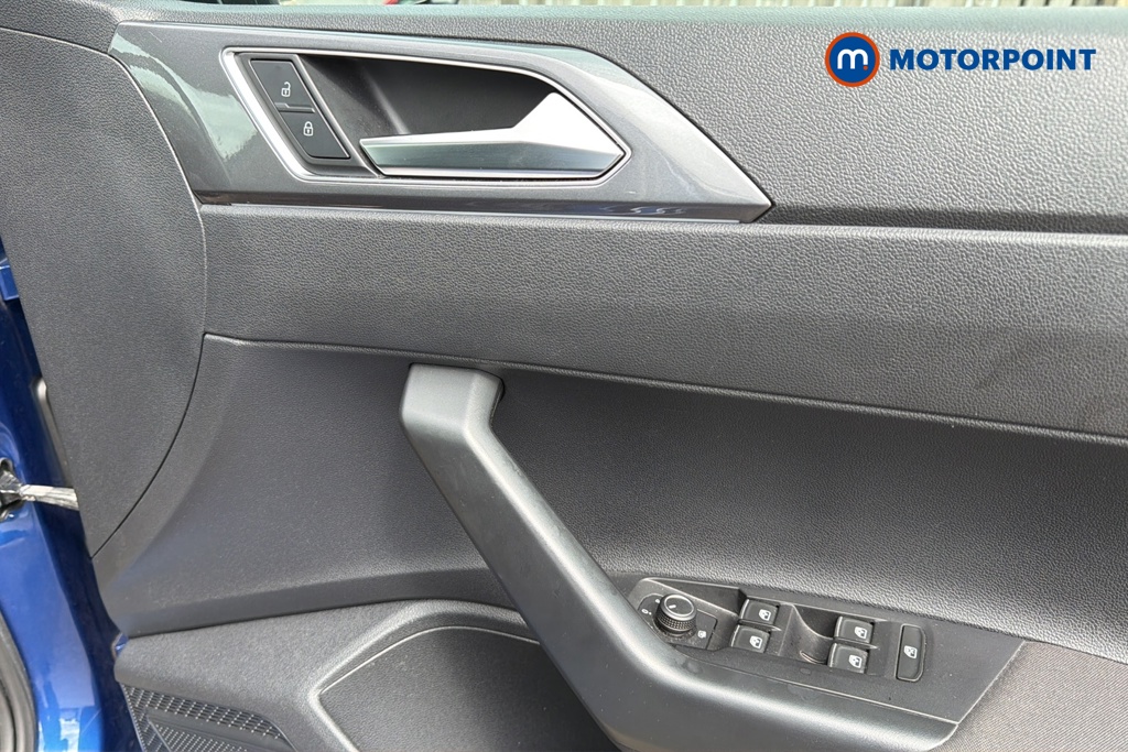 Volkswagen Polo SEL Automatic Petrol Hatchback - Stock Number (1645545) - 19th supplementary image