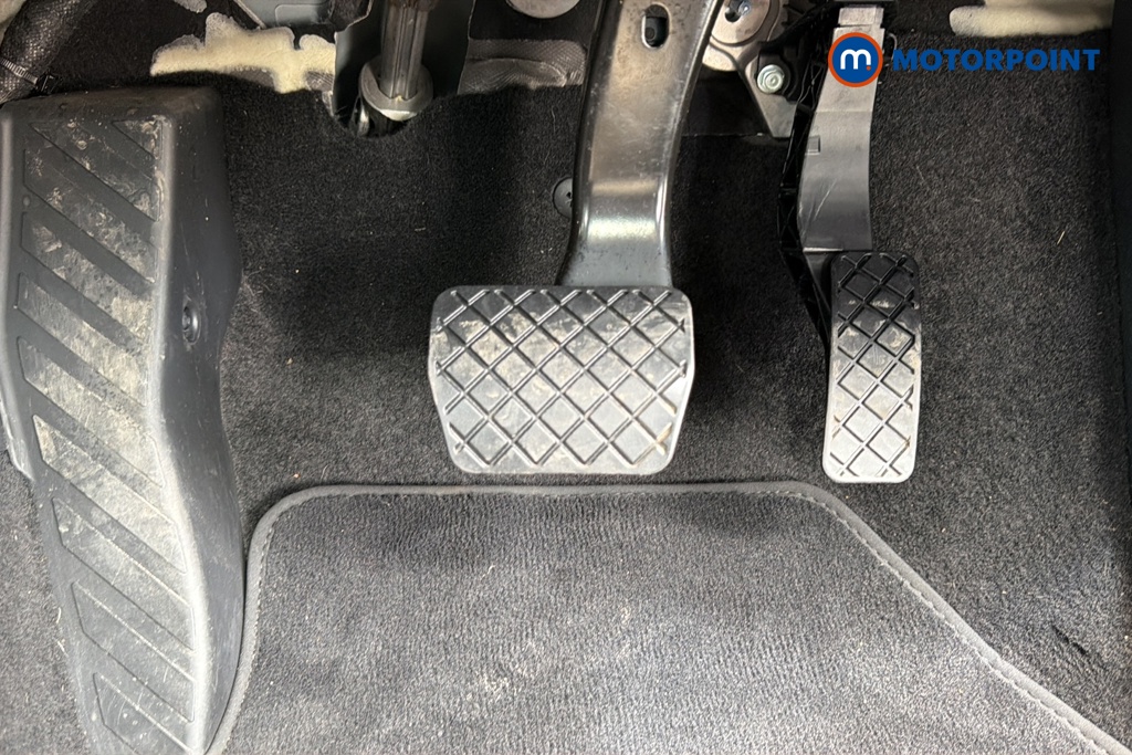 Volkswagen Polo SEL Automatic Petrol Hatchback - Stock Number (1645545) - 24th supplementary image