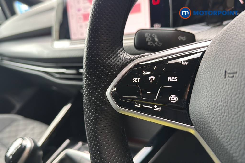 Volkswagen Golf R-Line Manual Petrol Hatchback - Stock Number (1645604) - 4th supplementary image