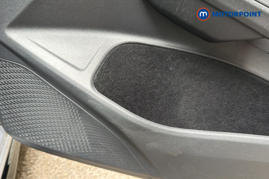 Volkswagen Golf R-Line Manual Petrol Hatchback - Stock Number (1645604) - 21st supplementary image