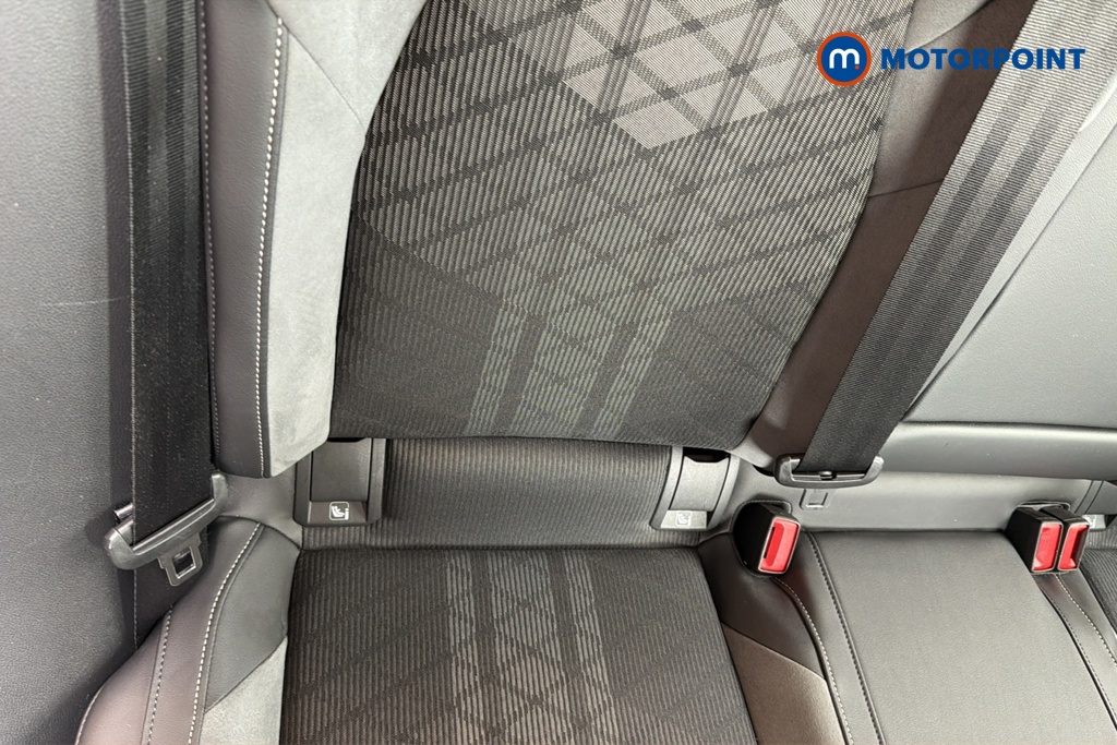 Volkswagen Golf R-Line Manual Petrol Hatchback - Stock Number (1645604) - 27th supplementary image
