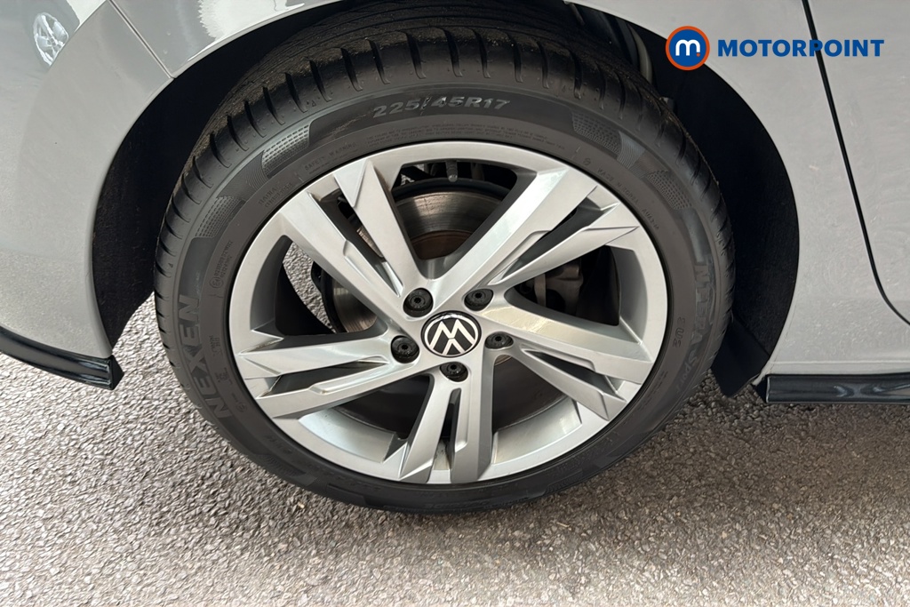 Volkswagen Golf R-Line Manual Petrol Hatchback - Stock Number (1645604) - 46th supplementary image