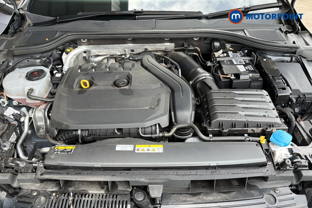 Volkswagen Golf R-Line Manual Petrol Hatchback - Stock Number (1645604) - 48th supplementary image