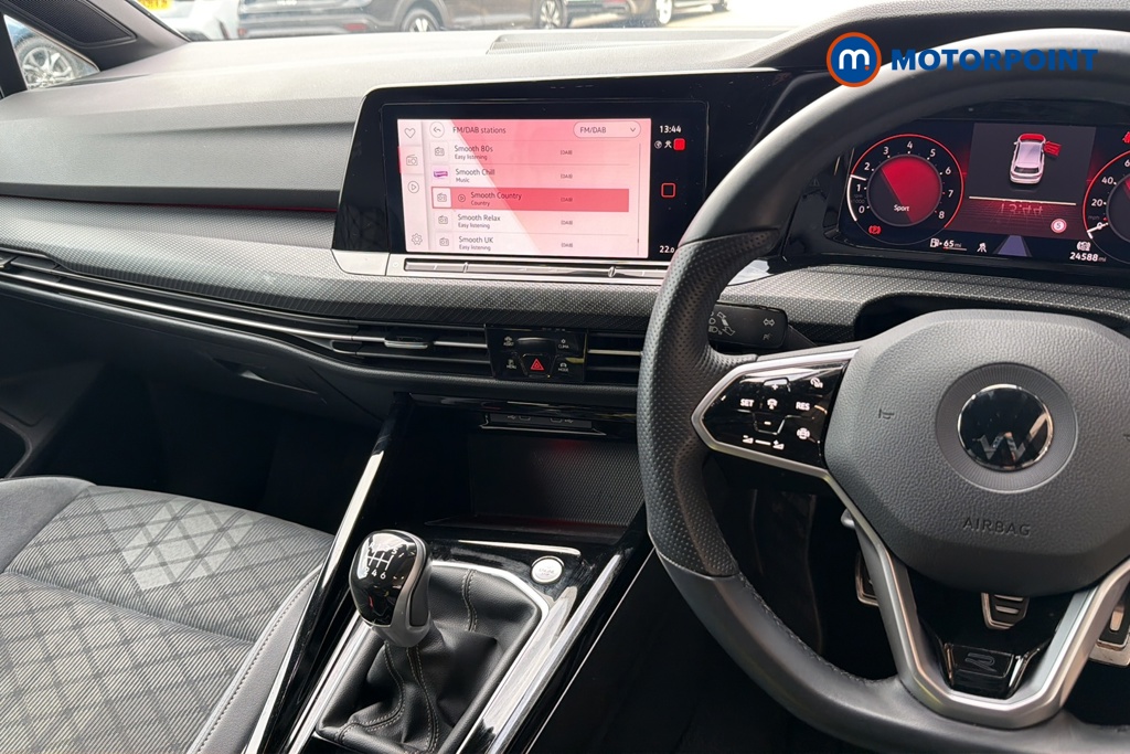 Volkswagen Golf R-Line Manual Petrol Hatchback - Stock Number (1645604) - 1st supplementary image