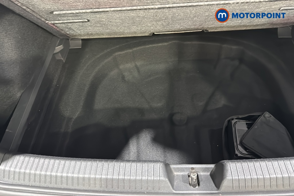 Volkswagen Golf Life Automatic Petrol Hatchback - Stock Number (1645777) - 33rd supplementary image