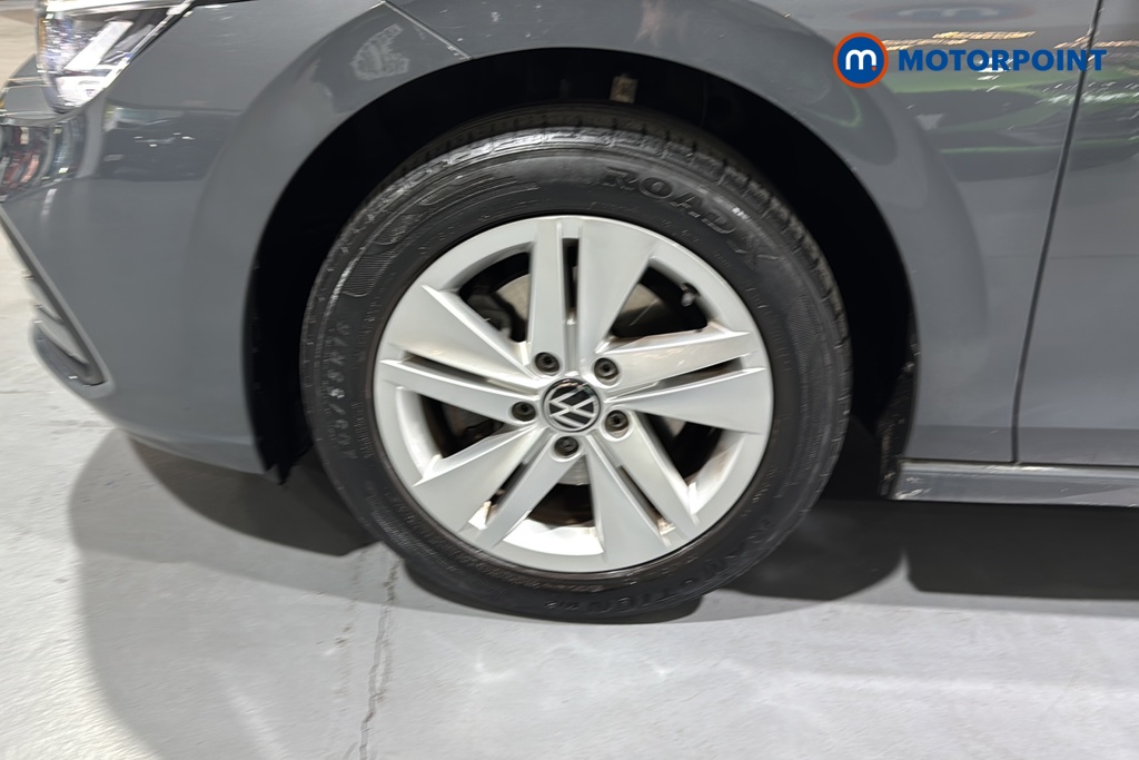 Volkswagen Golf Life Automatic Petrol Hatchback - Stock Number (1645777) - 44th supplementary image