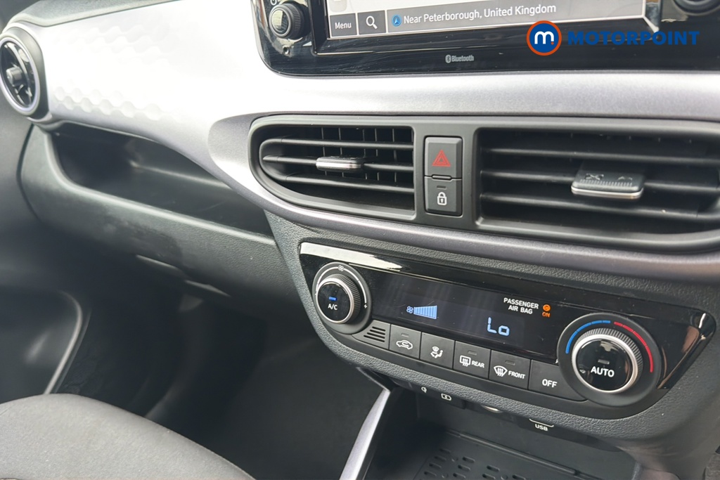Hyundai I10 Premium Automatic Petrol Hatchback - Stock Number (1645849) - 12th supplementary image