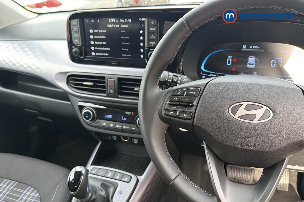 Hyundai I10 Premium Automatic Petrol Hatchback - Stock Number (1645849) - 1st supplementary image