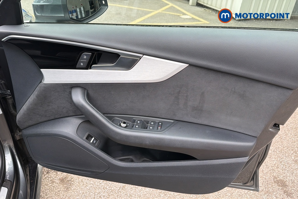 Audi A4 S Line Automatic Petrol Estate - Stock Number (1646013) - 18th supplementary image