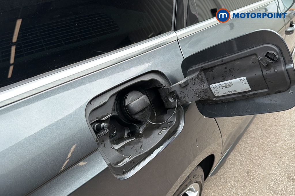 Audi A4 S Line Automatic Petrol Estate - Stock Number (1646013) - 41st supplementary image