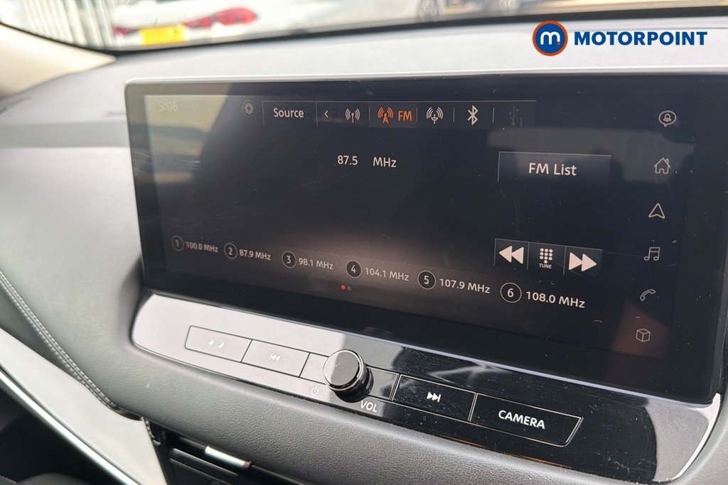 Nissan Qashqai N-Connecta Manual Petrol SUV - Stock Number (1646192) - 8th supplementary image