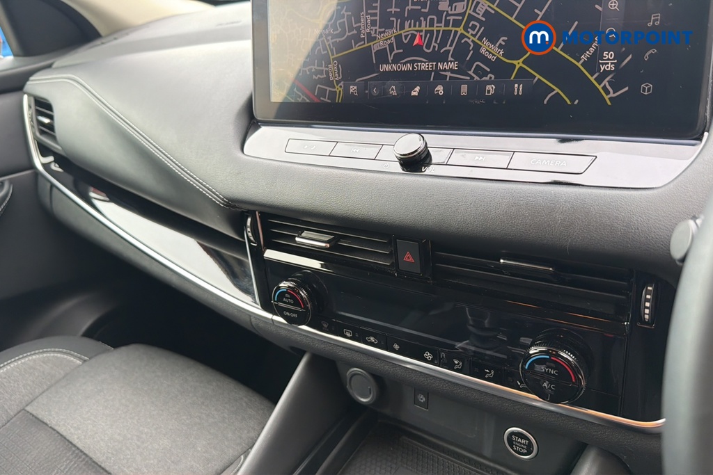 Nissan Qashqai N-Connecta Manual Petrol SUV - Stock Number (1646192) - 12th supplementary image