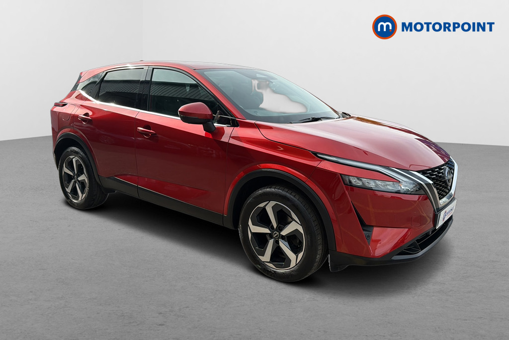 Nissan Qashqai N-Connecta Manual Petrol SUV - Stock Number (1646192) - Drivers side front corner