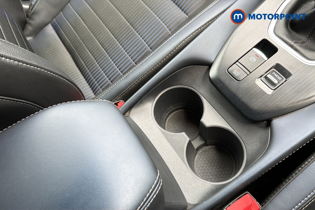 Nissan Qashqai Tekna Manual Petrol SUV - Stock Number (1646197) - 16th supplementary image