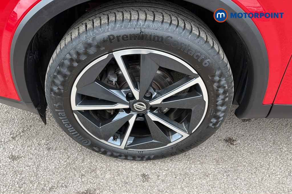 Nissan Qashqai Tekna Manual Petrol SUV - Stock Number (1646197) - 44th supplementary image