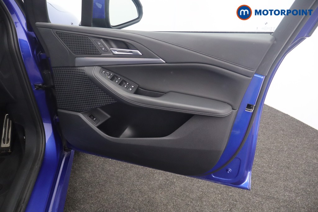 BMW 2 Series M Sport Automatic Petrol Plug-In Hybrid Estate - Stock Number (1646269) - 14th supplementary image