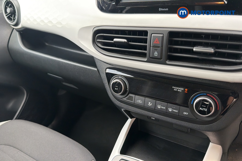 Hyundai I10 Premium Automatic Petrol Hatchback - Stock Number (1646429) - 12th supplementary image