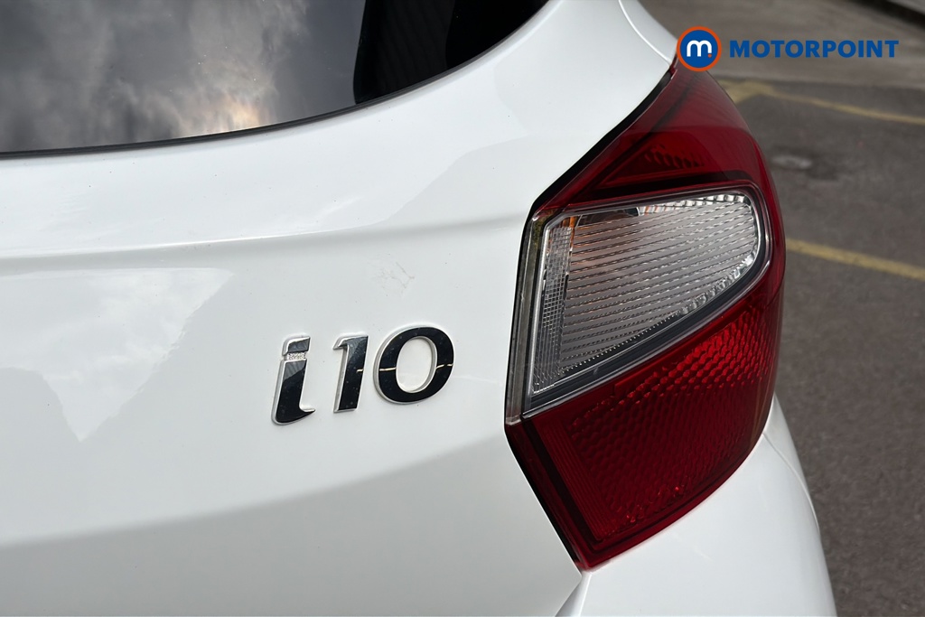 Hyundai I10 Premium Automatic Petrol Hatchback - Stock Number (1646429) - 36th supplementary image