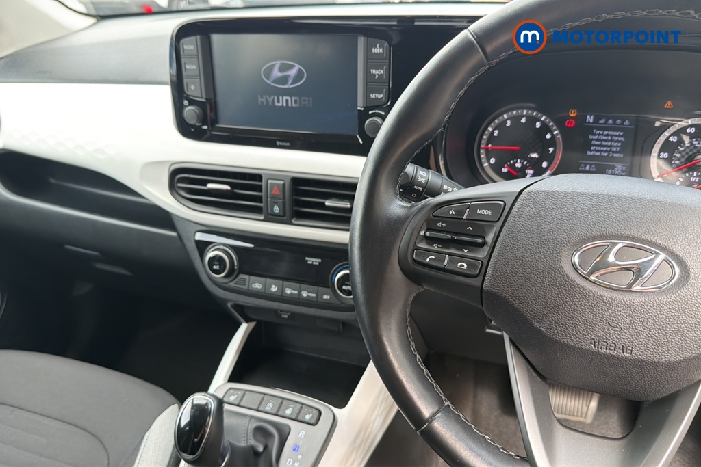 Hyundai I10 Premium Automatic Petrol Hatchback - Stock Number (1646429) - 1st supplementary image