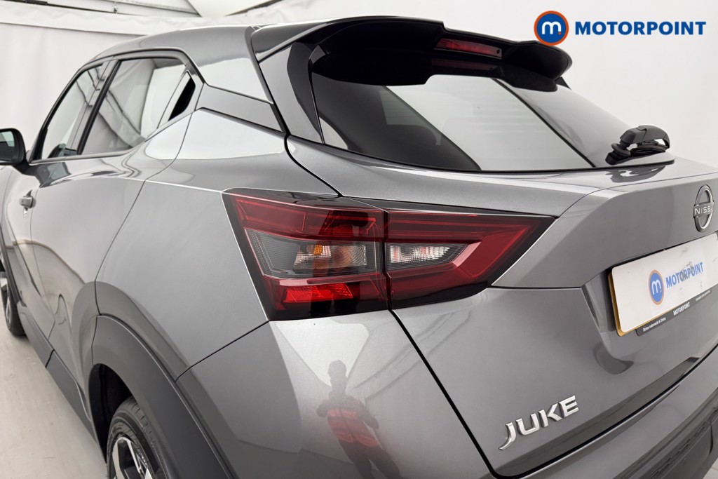 Nissan Juke Tekna Manual Petrol SUV - Stock Number (1627681) - 18th supplementary image