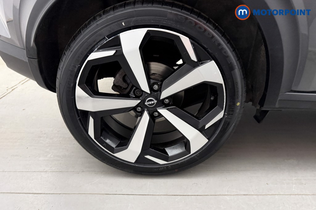 Nissan Juke Tekna Manual Petrol SUV - Stock Number (1627681) - 23rd supplementary image