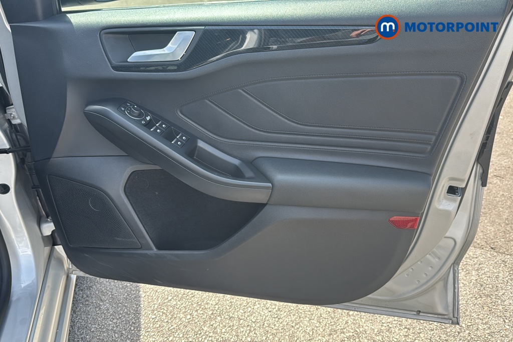 Ford Focus St-Line X Edition Automatic Petrol Estate - Stock Number (1627696) - 18th supplementary image