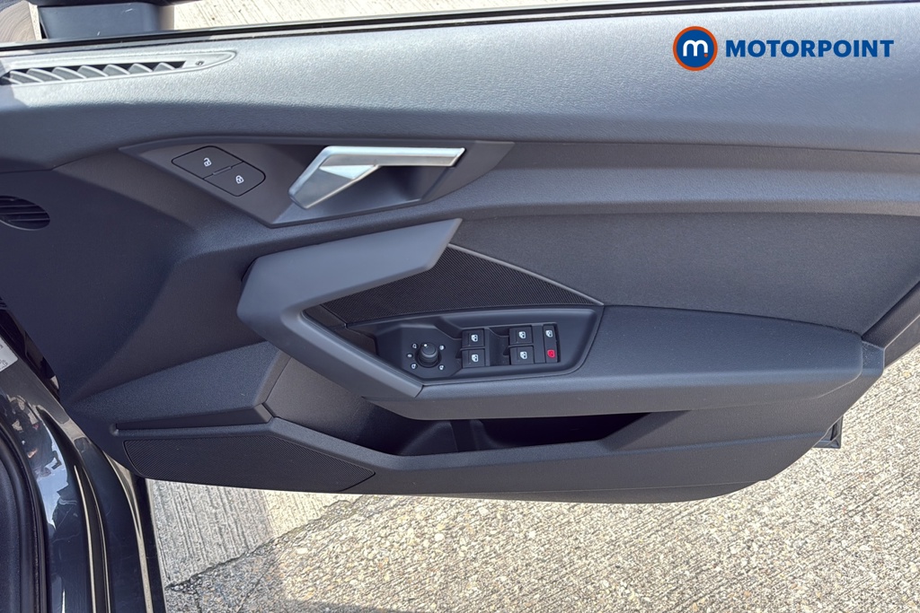 Audi A3 Technik Automatic Petrol Hatchback - Stock Number (1634908) - 18th supplementary image