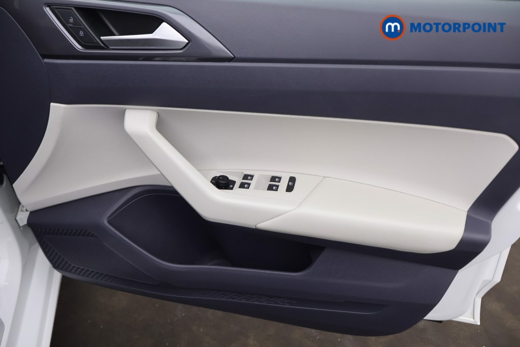 Volkswagen Polo Beats Manual Petrol Hatchback - Stock Number (1635288) - 11th supplementary image