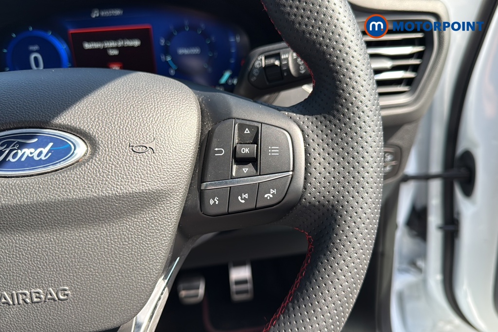 Ford Focus St-Line X Manual Petrol Hatchback - Stock Number (1636146) - 3rd supplementary image