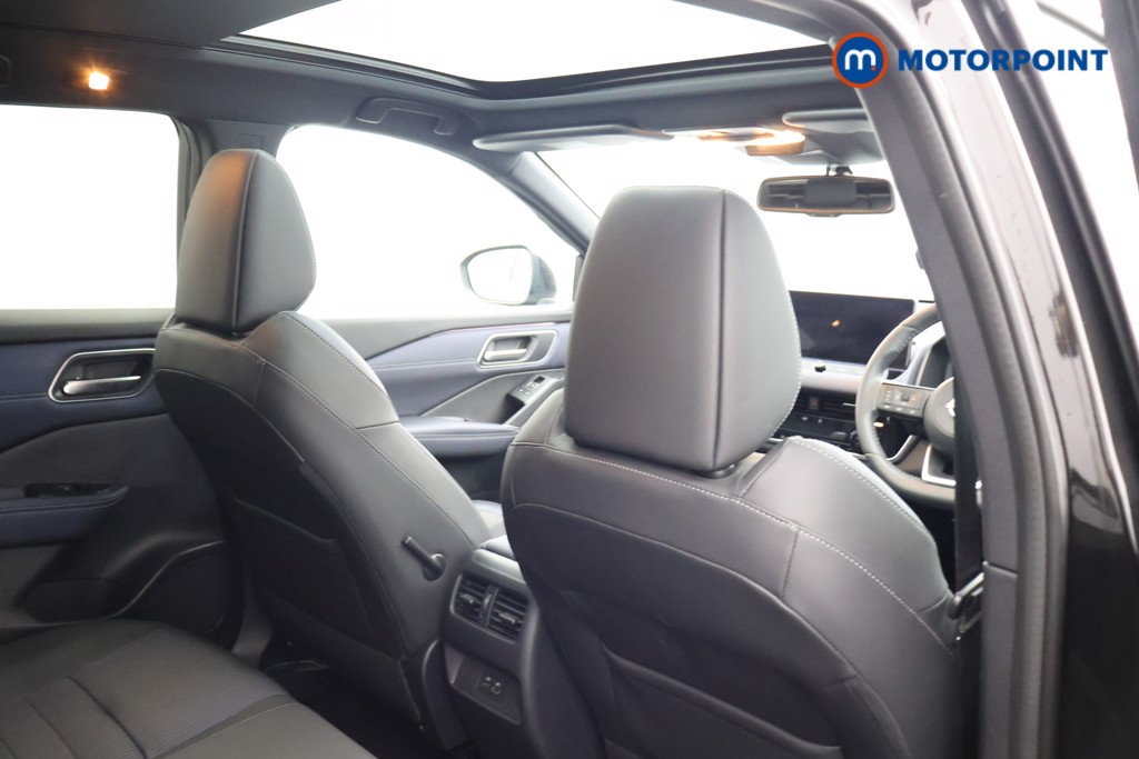 Nissan Qashqai Tekna Manual Petrol SUV - Stock Number (1638304) - 12th supplementary image