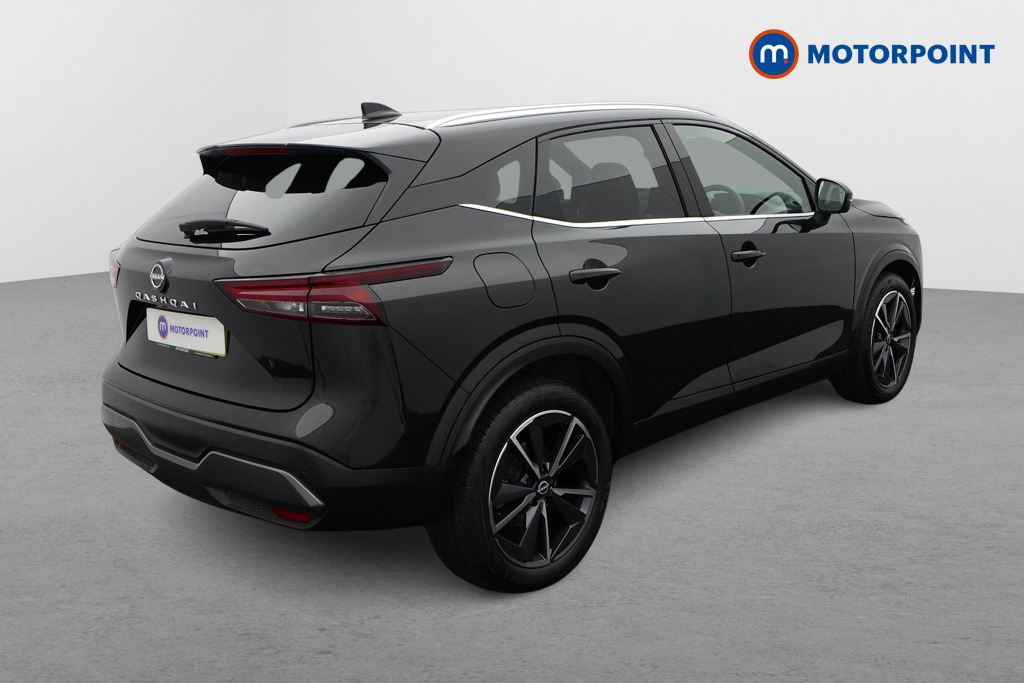 Nissan Qashqai Tekna Manual Petrol SUV - Stock Number (1638304) - Drivers side rear corner