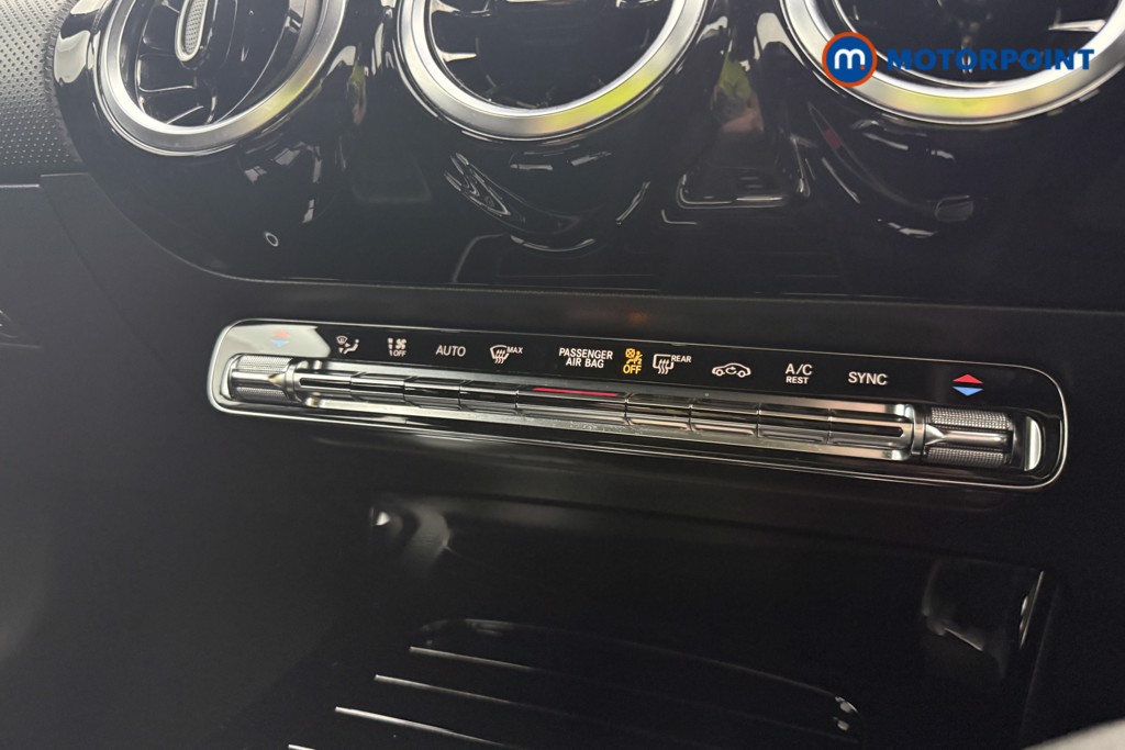 Mercedes-Benz A Class Sport Automatic Diesel Hatchback - Stock Number (1639038) - 13th supplementary image