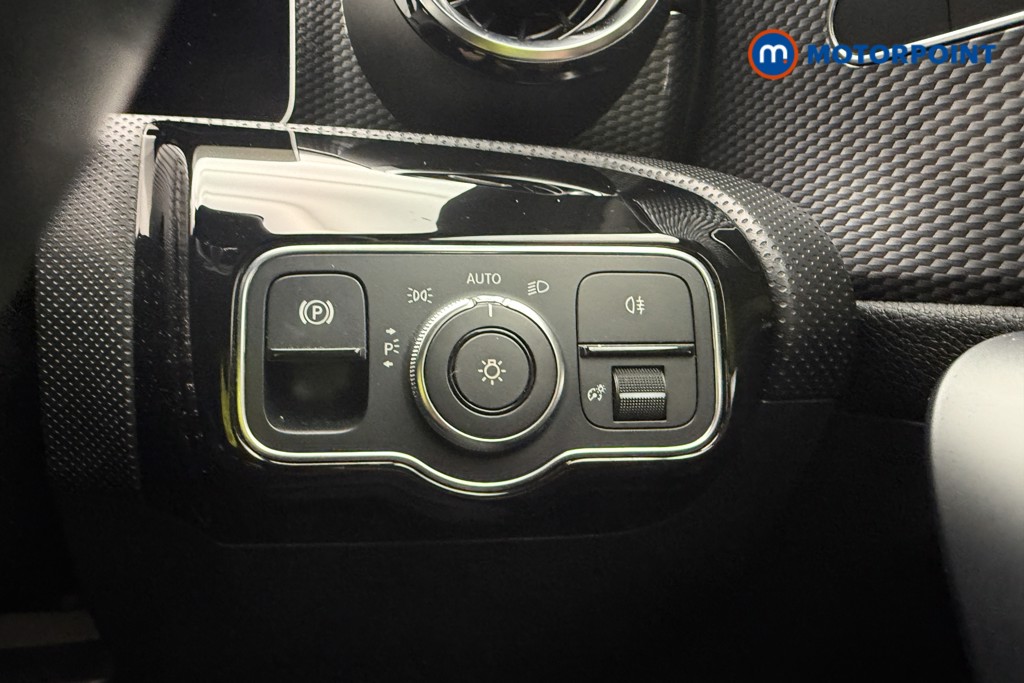 Mercedes-Benz A Class Sport Automatic Diesel Hatchback - Stock Number (1639038) - 20th supplementary image