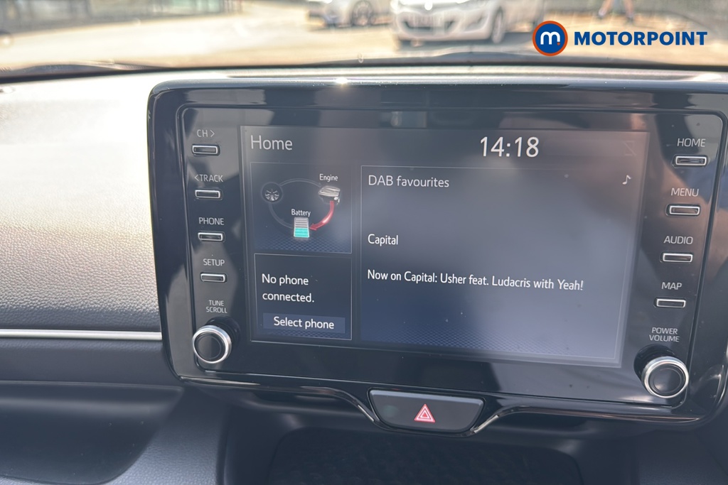 Toyota Yaris Design Automatic Petrol-Electric Hybrid Hatchback - Stock Number (1639294) - 8th supplementary image