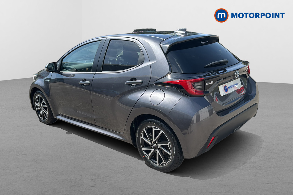 Toyota Yaris Design Automatic Petrol-Electric Hybrid Hatchback - Stock Number (1639294) - Drivers side rear corner