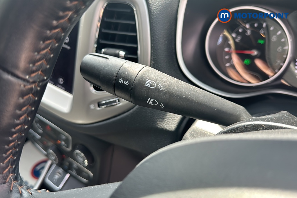 Jeep Compass Longitude Manual Petrol SUV - Stock Number (1639396) - 5th supplementary image