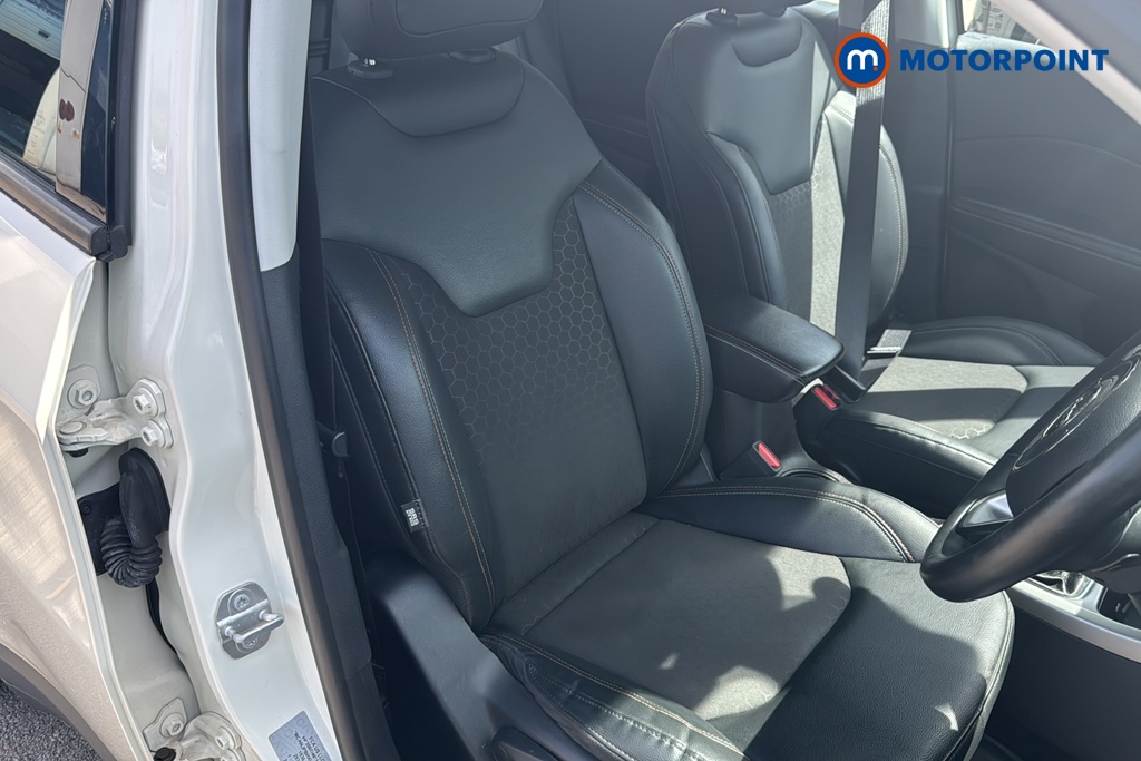Jeep Compass Longitude Manual Petrol SUV - Stock Number (1639396) - 22nd supplementary image