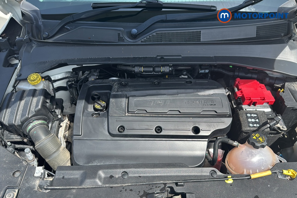 Jeep Compass Longitude Manual Petrol SUV - Stock Number (1639396) - 48th supplementary image