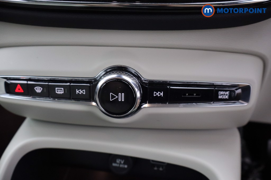 Volvo Xc40 Inscription Automatic Petrol Plug-In Hybrid SUV - Stock Number (1640183) - 9th supplementary image