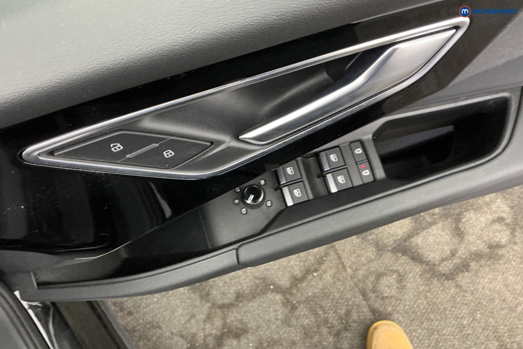 Audi Q4 S Line Automatic Electric SUV - Stock Number (1640241) - 18th supplementary image