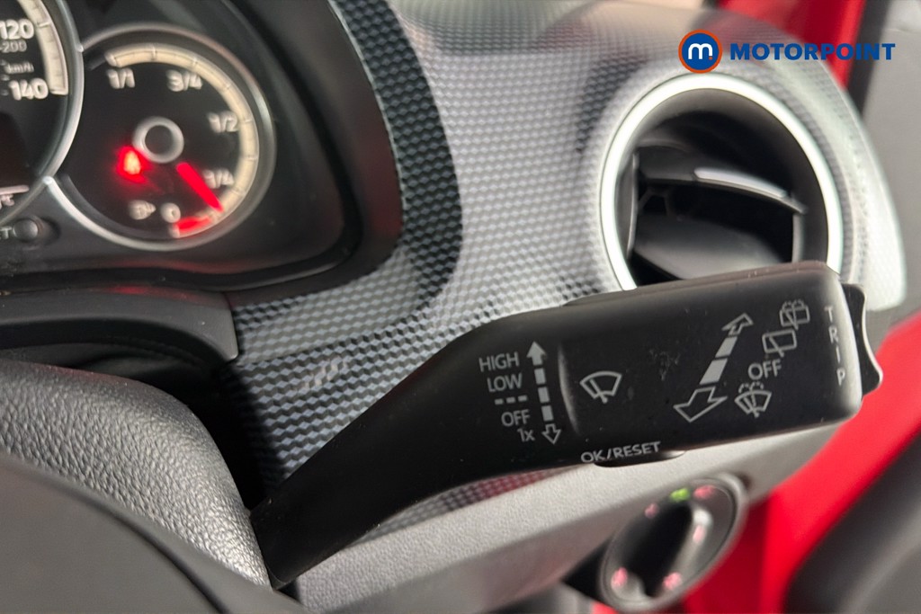 Volkswagen UP Move Up Manual Petrol Hatchback - Stock Number (1640659) - 7th supplementary image